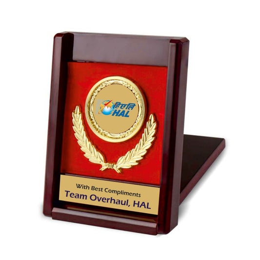 Compact Laurel Plaque